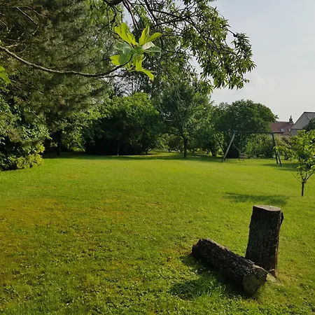 Hébergement de vacances Cozy & Ideal Closed Garden Emeville