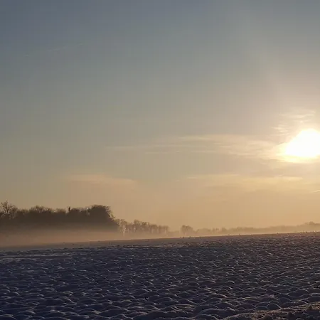 Cozy & Ideal Closed Garden Hébergement de vacances *