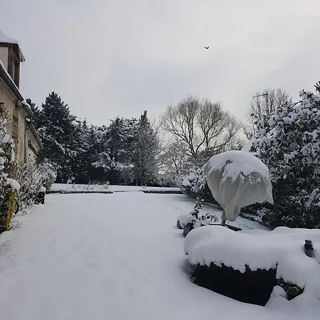 Cozy & Ideal Closed Garden Hébergement de vacances Emeville