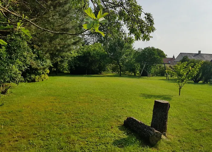 Holiday home Cozy & Ideal Closed Garden Emeville