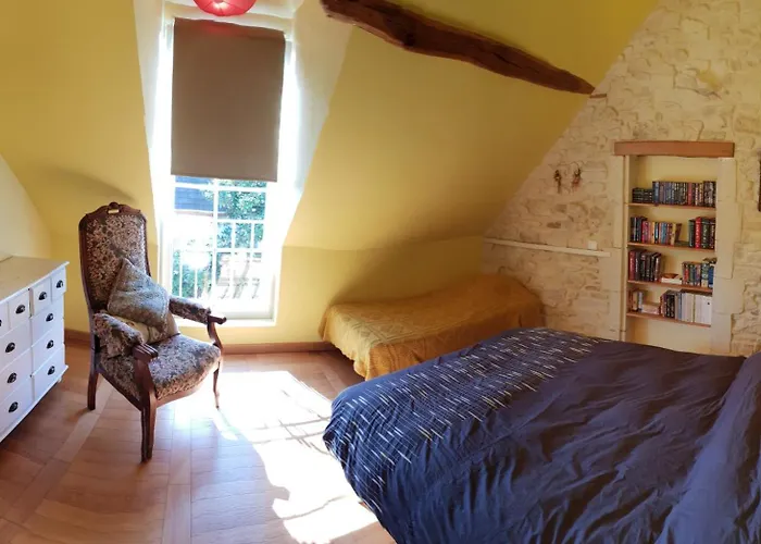 Cozy & Ideal Closed Garden * Emeville